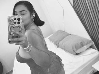 AnthonellaMiller Webcam Porno Live - Photo 8/21