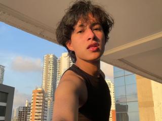 HaroldX live cam model at XLoveCam