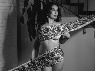 SamanthaAntolin Blowjob XXX Cams - Photo 13/21