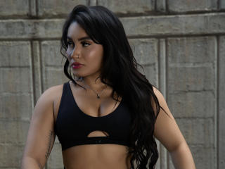 AshlyFerria Webcam Porno Live - Photo 9/21