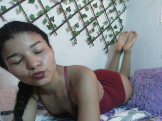 SexLaddy Blowjob XXX Cams - Photo 5/19