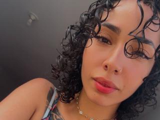 SilvanaXOwen Blowjob XXX Cams - Photo 9/21