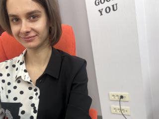 Jilliyi Show Porno en Live - Photo 9/21