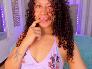 SofiaPassionne Blowjob XXX Cams - Photo 14/21
