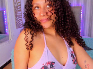 SofiaPassionne Blowjob XXX Cams - Photo 13/21
