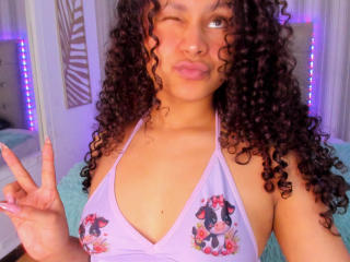 SofiaPassionne Blowjob XXX Cams - Photo 5/21