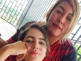 EstefanyandCamila Seins Liveshow - Photo 14/19