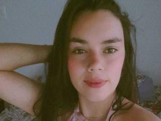 Watch ZureyaAngels live on cam on XLoveCam