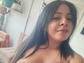Watch BubisBig live on cam on XLoveCam
