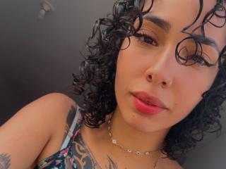 SilvanaXOwen Blowjob XXX Cams - Photo 5/21