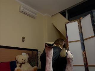 SensualMila Blowjob XXX Cams - Photo 11/21