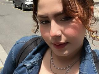 AdelaTaylor Webcam Porno Live - Photo 14/21