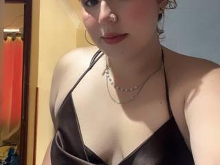 AdelaTaylor Webcam Porno Live - Photo 12/21