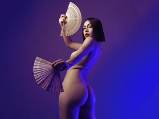 SienaReign Blowjob XXX Cams - Photo 5/21