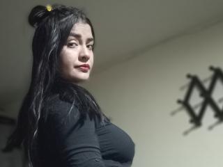 ArianithaXox Webcam Porno Live - Photo 18/21