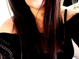 EmmaNlovely live cam model at XLoveCam