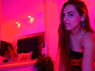SharonDuboiss Fellation XXX Cams - Photo 12/21