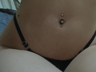 Kelliy69 live cam model at XLoveCam