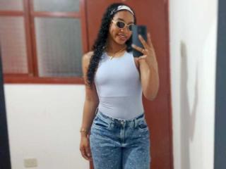 AlonnaGonzales Webcam Porno Live - Photo 18/21