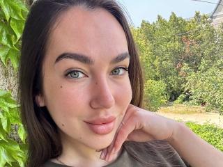 AraiaSheri Webcam Porno Live - Photo 19/21