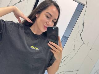 AraiaSheri Webcam Porno Live - Photo 18/21