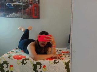 AlisonCold Webcam Porno Live - Photo 9/20