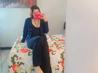 AlisonCold Webcam Porno Live - Photo 8/20