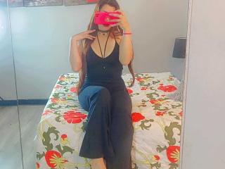 AlisonCold Webcam Porno Live - Photo 7/20