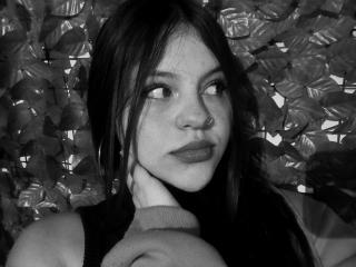 SophieHill Fellation XXX Cams - Photo 18/21