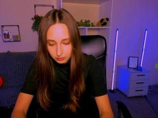 LiluPink live cam model at XLoveCam