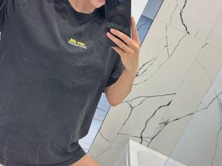 AraiaSheri Webcam Porno Live - Photo 4/21