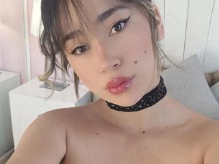 SharaaMiller Blowjob XXX Cams - Photo 6/21