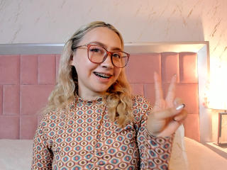 AlanaLeBlanc Webcam Porno Live - Photo 17/21