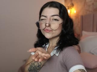 AnntonellaWatson Webcam Porno Live - Photo 2/21