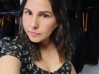 AdelaShery Webcam Porno Live - Photo 6/21
