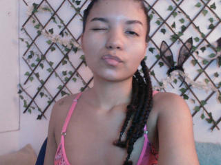 SexLaddy Fellation XXX Cams - Photo 4/21