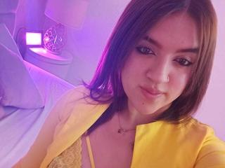 ZoeyClark MILF Live - Photo 21/21