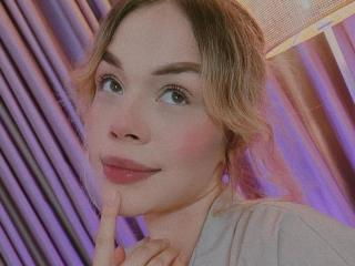 EmmaRiveraa Boobs Liveshow - Photo 21/21