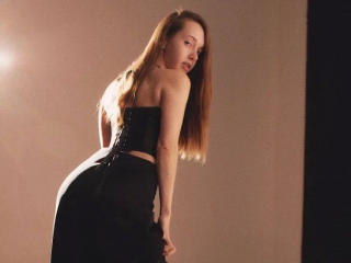 SunshineGirlX-hot live cam model at XLoveCam