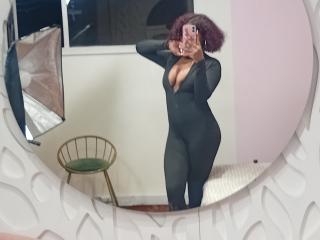 AmberQueeny Webcam Porno Live - Photo 15/21