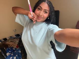 AmberQueeny Webcam Porno Live - Photo 13/21