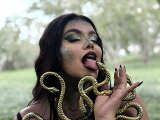LaraJames Anal en Webcam Live - Photo 8/21