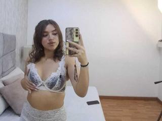 ZoeyClark MILF Live - Photo 14/21
