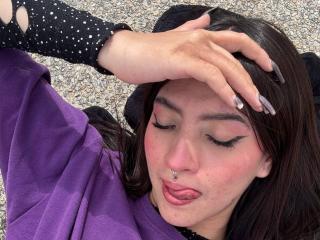NaireaBeaumont Pussy Video Webcam - Photo 9/21