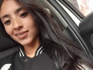 AlanaMoore Webcam Porno Live - Photo 10/21