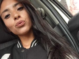 AlanaMoore Webcam Porno Live - Photo 9/21