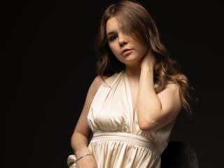 LeksaLove live cam model at XLoveCam