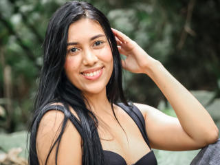 Watch SaraRousse live on cam on XLoveCam