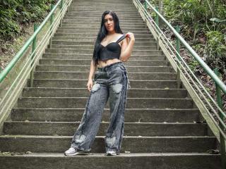 SaraRousse Blowjob XXX Cams - Photo 19/21