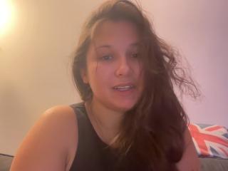 MinetteSexy69 live cam model at XLoveCam